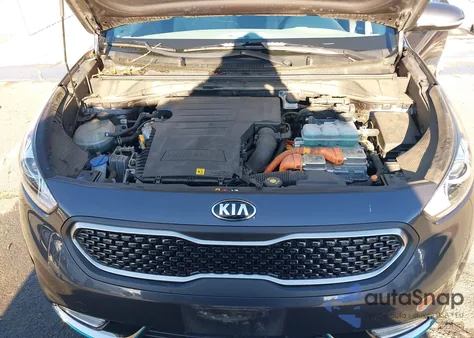 2019 Kia Niro Plug-In Hybrid Ex from USA, damaged, VIN KNDCD3LD2K5341990
